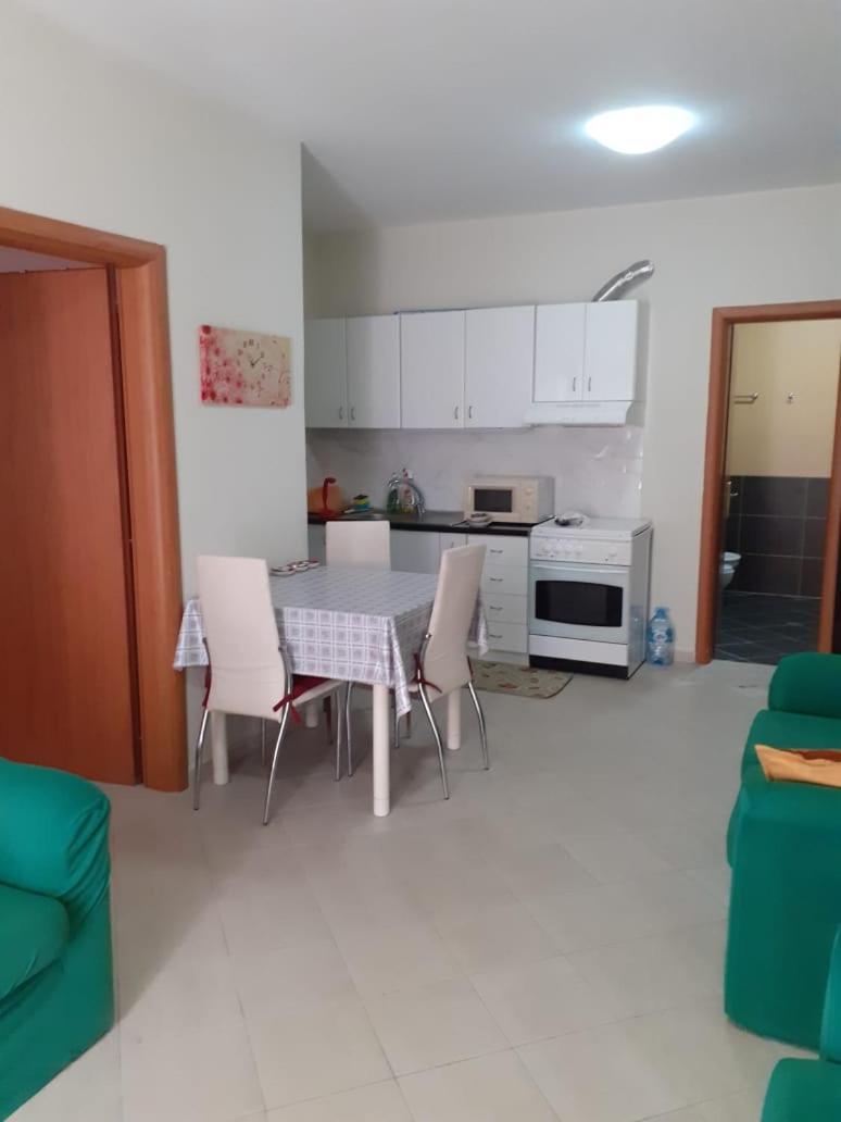 Ardo Apartament Durrës Buitenkant foto